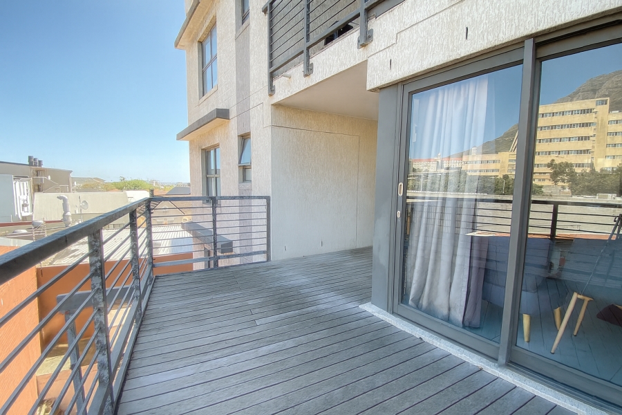 1 Bedroom Property for Sale in Observatory Western Cape